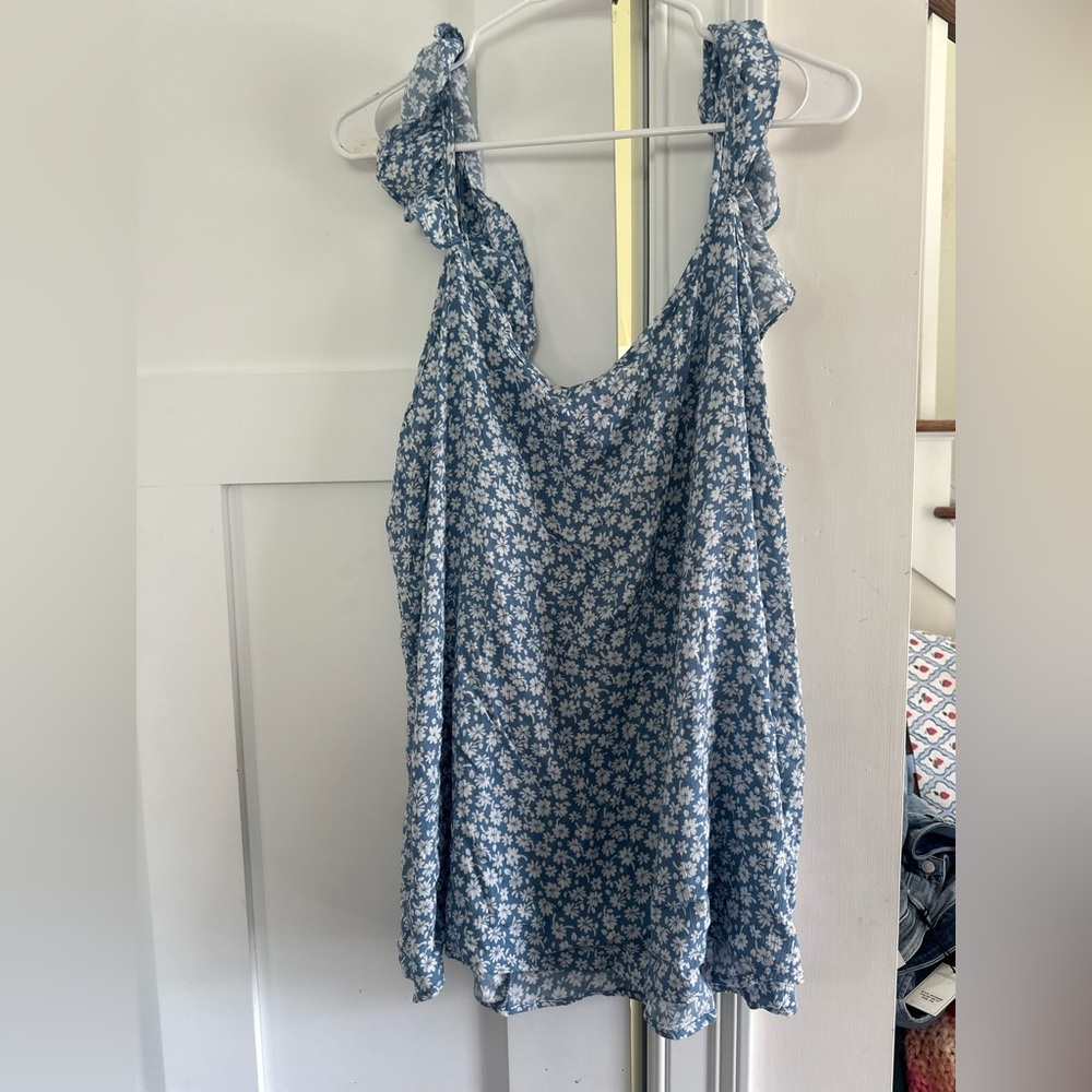 Ruffled Blue and White Sleeveless Tank Top - Picture 2 of 10